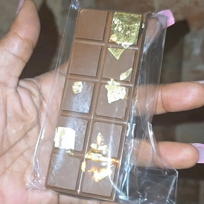 Baskets & Things Dubai chocolate bar with pistachio crunch